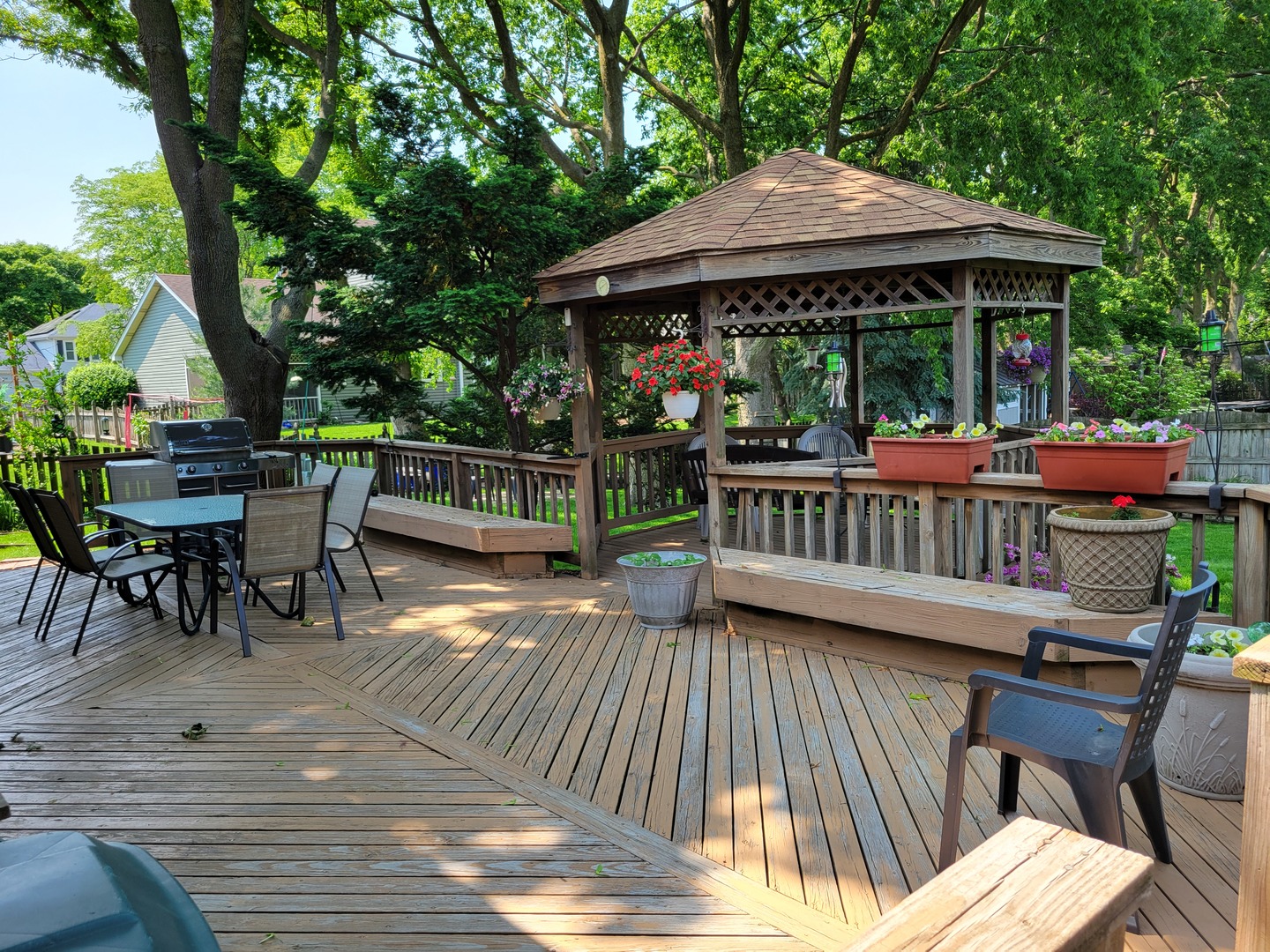 1263 Bainbridge Drive, Naperville, IL 60563