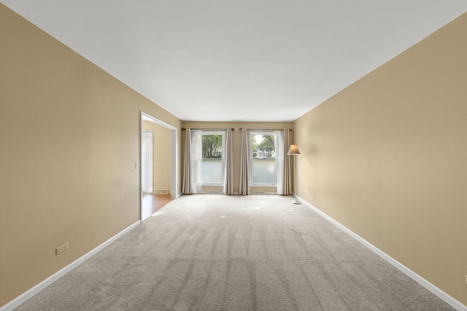1209 W Bauer Road, Naperville, IL 60563