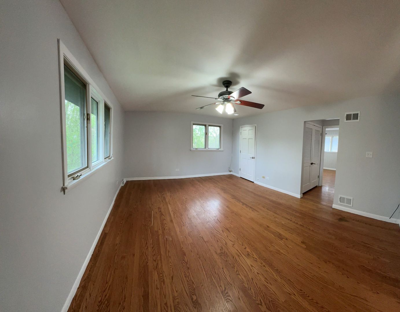 2702 W 1st Private Road, Flossmoor, IL 60422