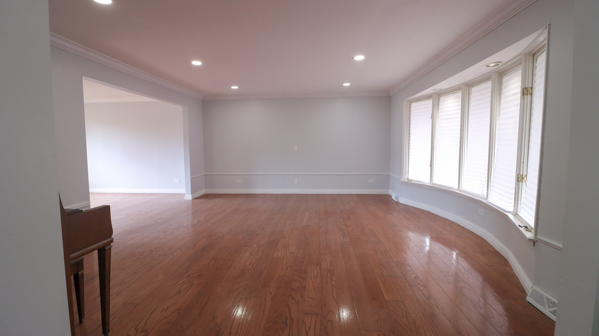 2702 W 1st Private Road, Flossmoor, IL 60422