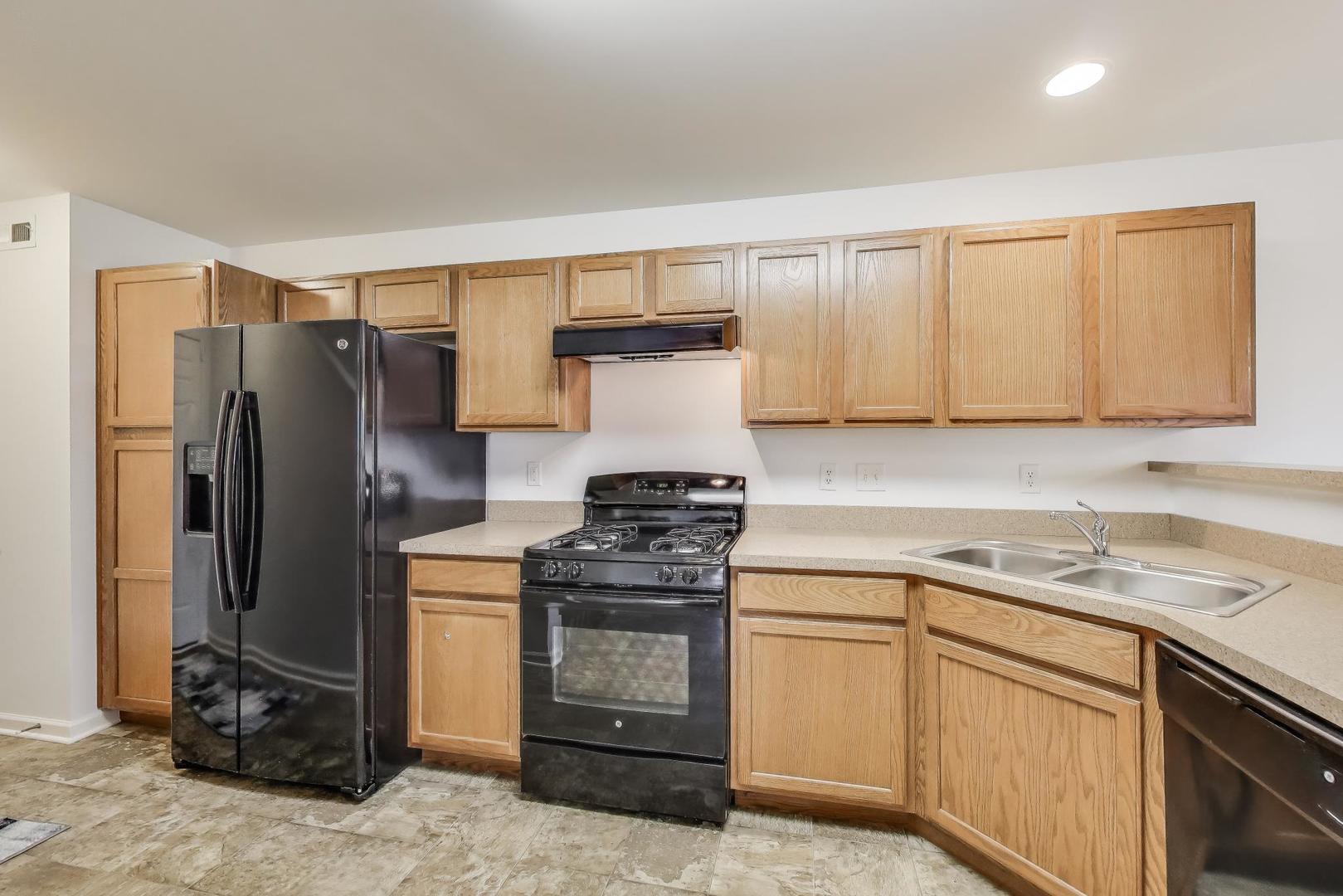 2641 Carlisle Lane, Hampshire, IL 60140