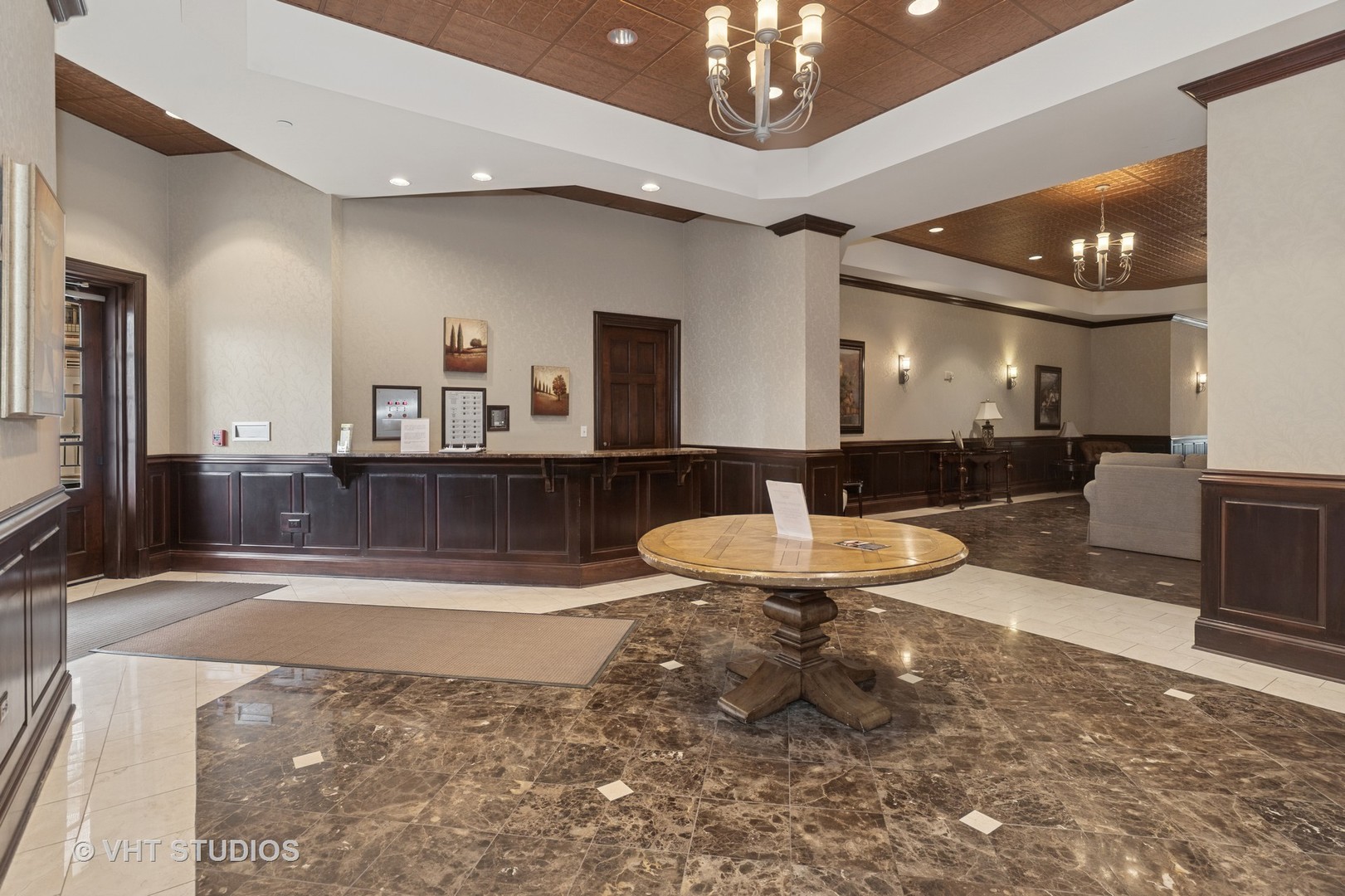 50 N Plum Grove Road #704E, Palatine, IL 60067