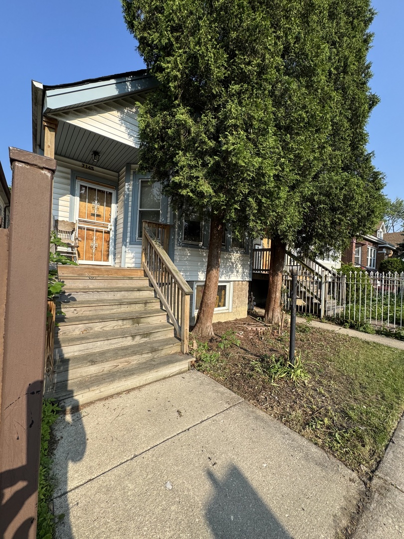 7145 S Seeley Avenue, Chicago, IL 60636