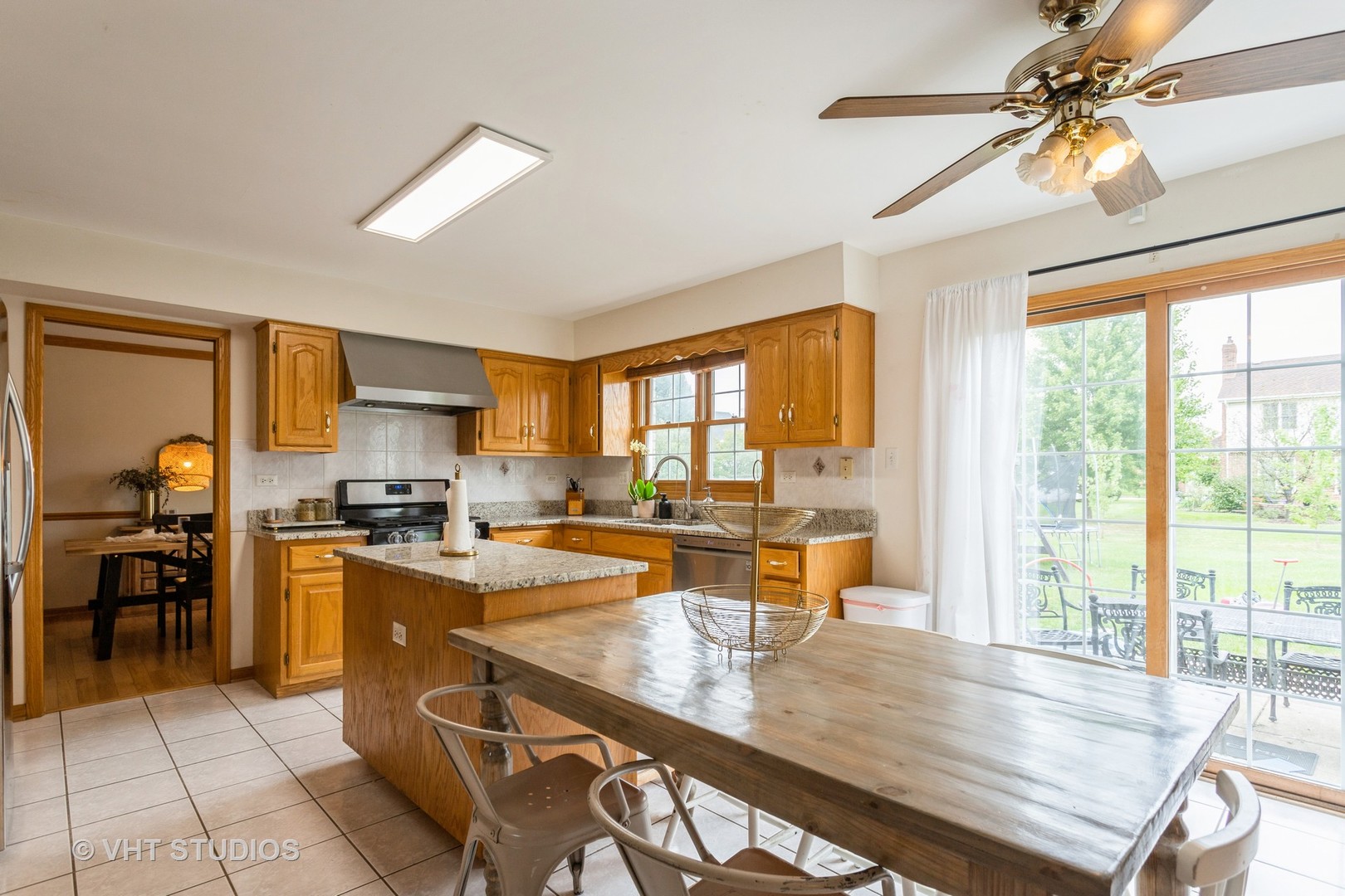 2623 Sweetbroom Road, Naperville, IL 60564