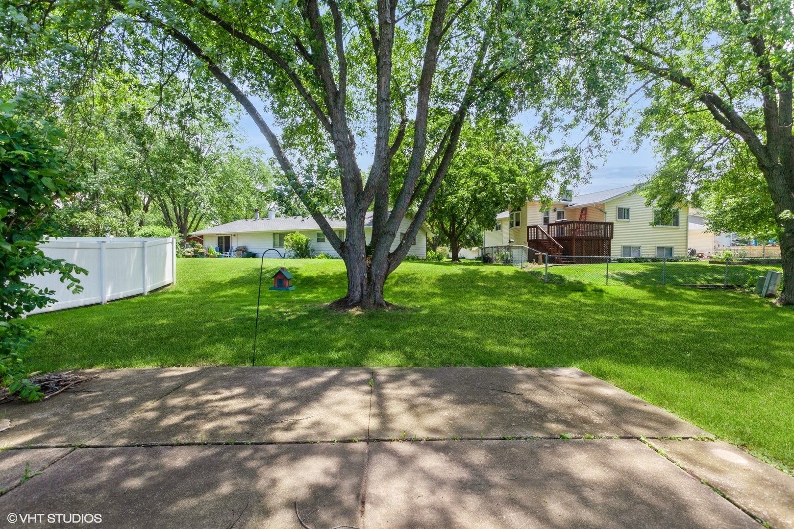 6805 Roberts Drive, Woodridge, IL 60517