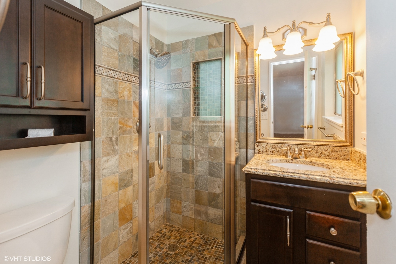 6805 Roberts Drive, Woodridge, IL 60517