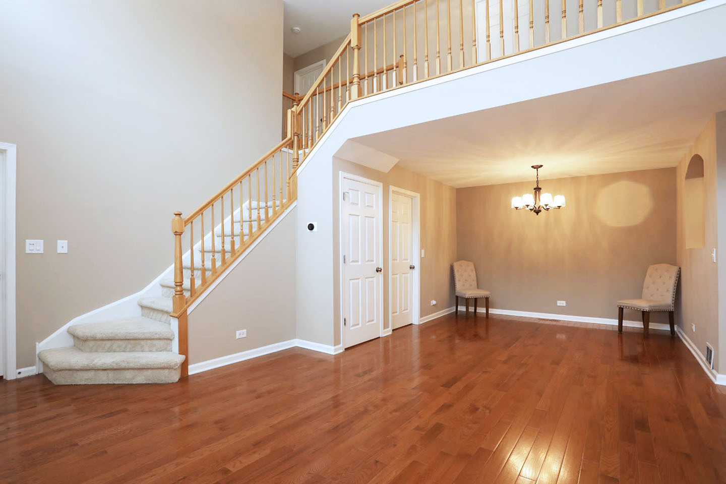 1437 Sturgeon Bay Court, Schaumburg, IL 60173