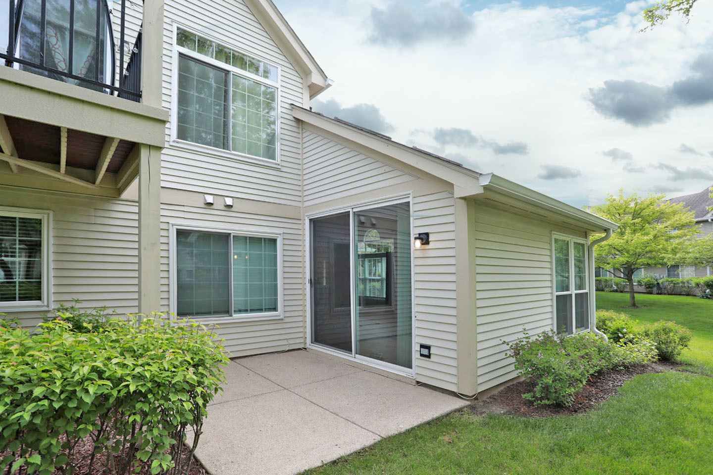 339 Ashford Circle #1, Bartlett, IL 60103