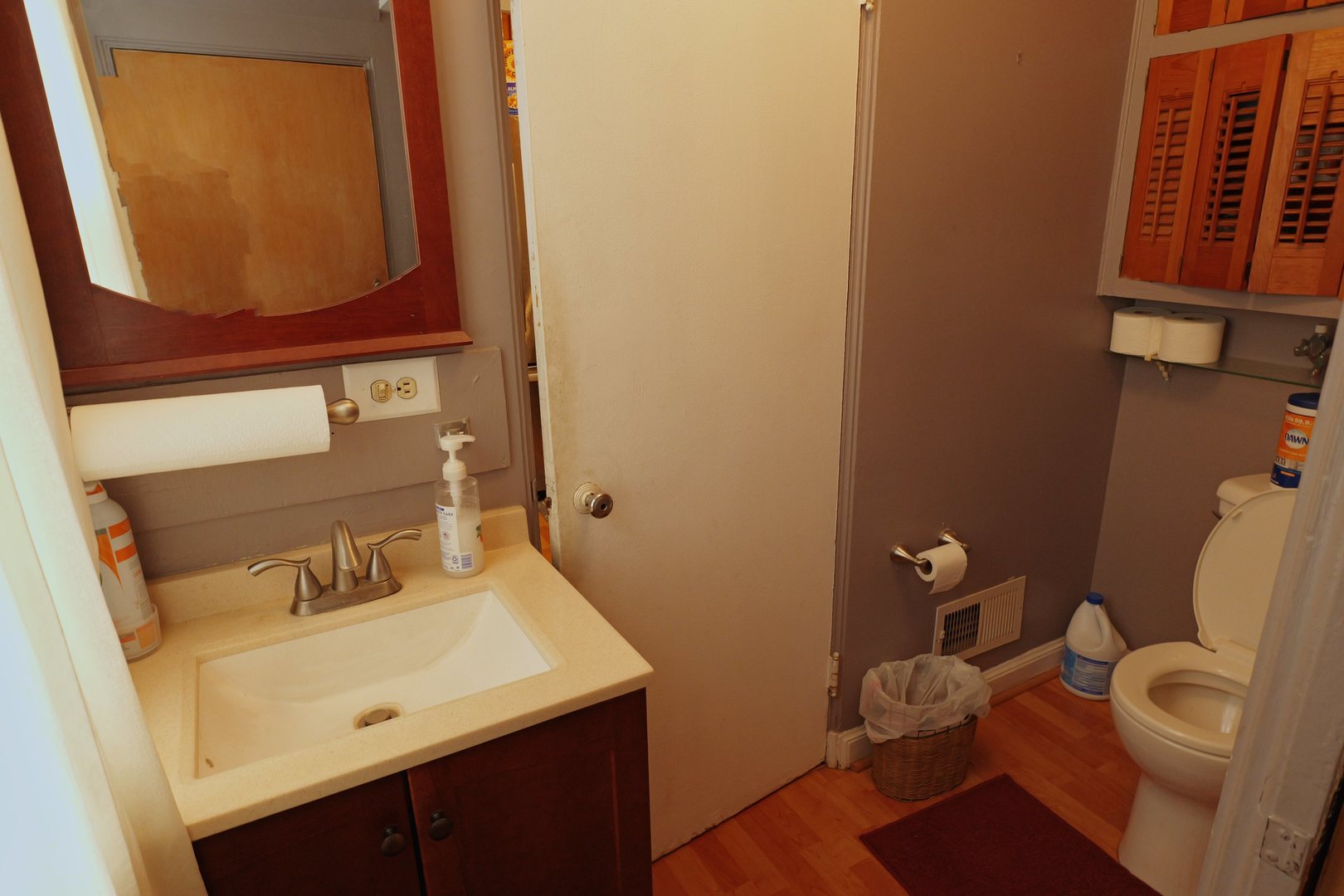 8329 S Vernon Avenue, Chicago, IL 60619