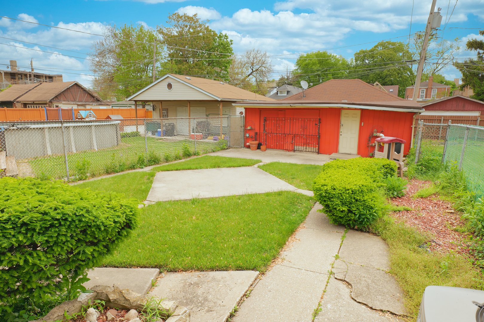 8329 S Vernon Avenue, Chicago, IL 60619