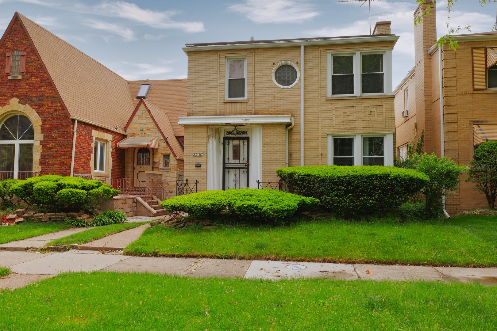8329 S Vernon Avenue, Chicago, IL 60619