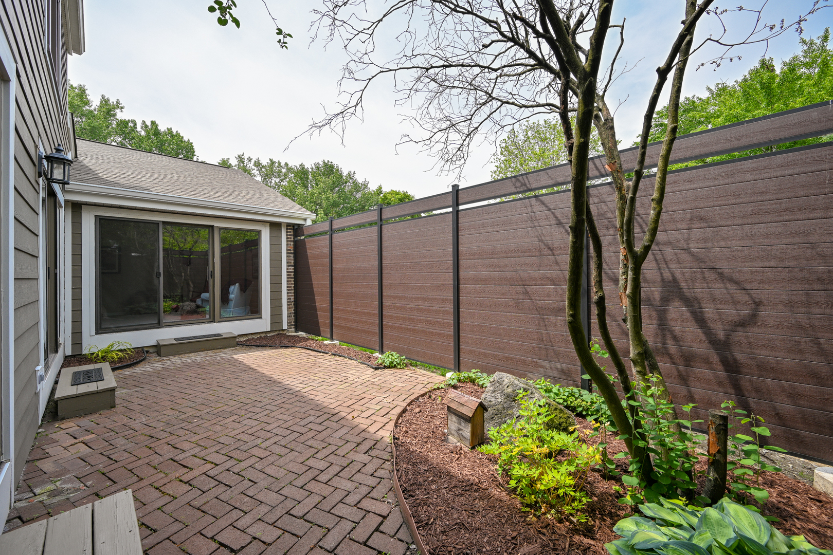 2107 Timber Lane, Wheaton, IL 60189