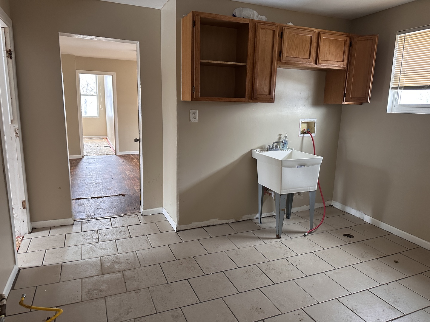 241 S 156TH Street, Calumet City, IL 60409