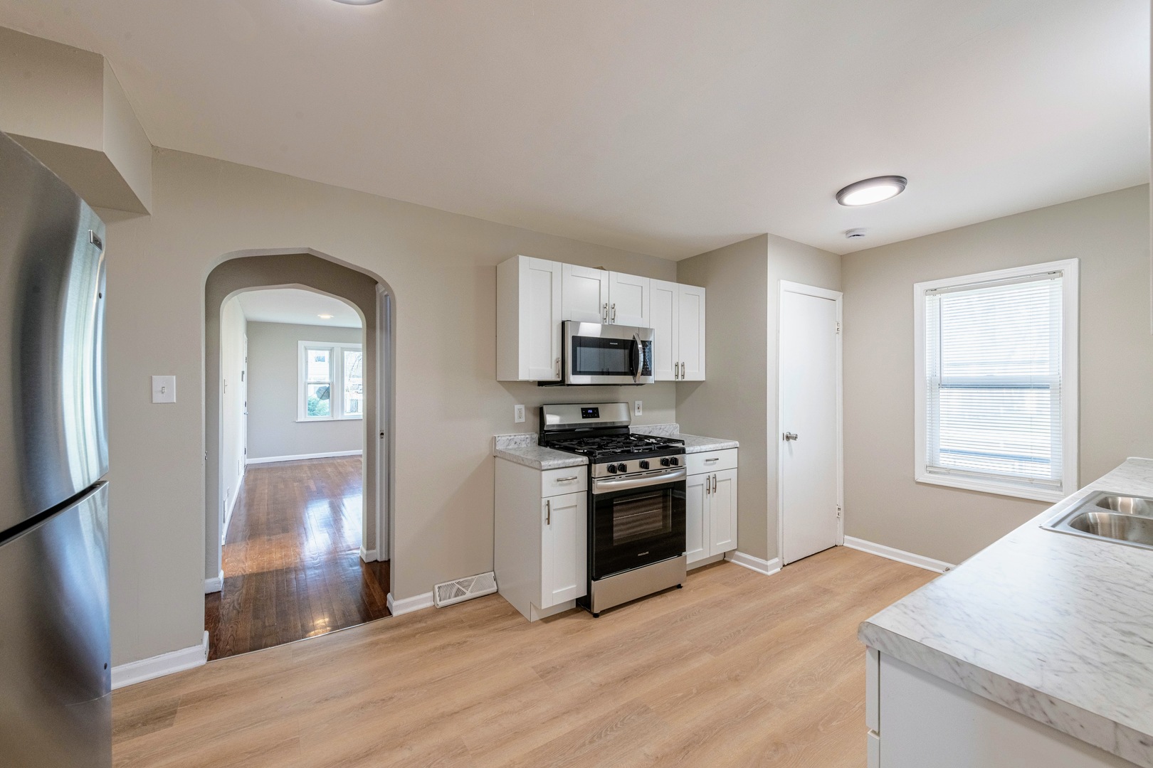 14745 Grant Street, Dolton, IL 60419