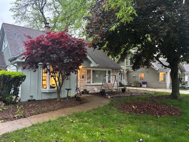 9133 Lynwood Drive, Oak Lawn, IL 60453