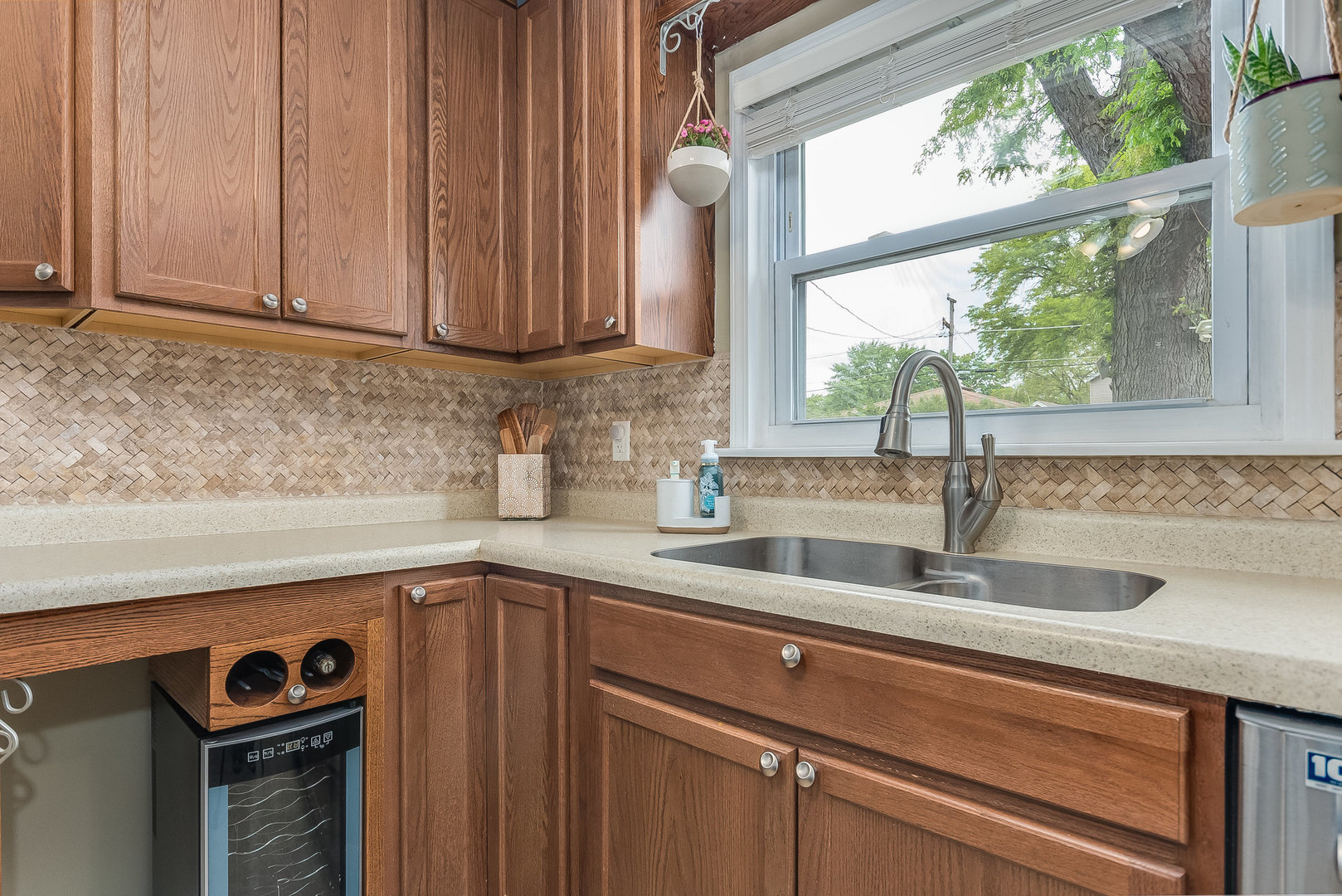 9532 Lexington Avenue, Brookfield, IL 60513