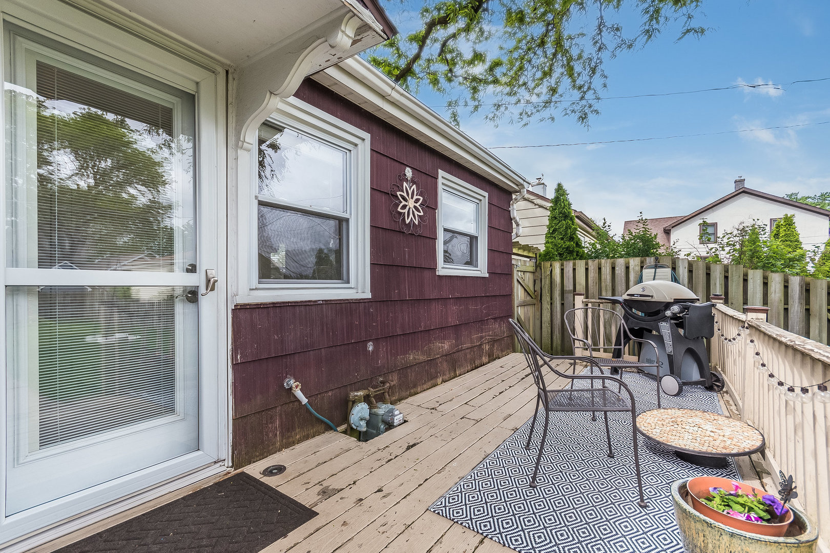 9532 Lexington Avenue, Brookfield, IL 60513