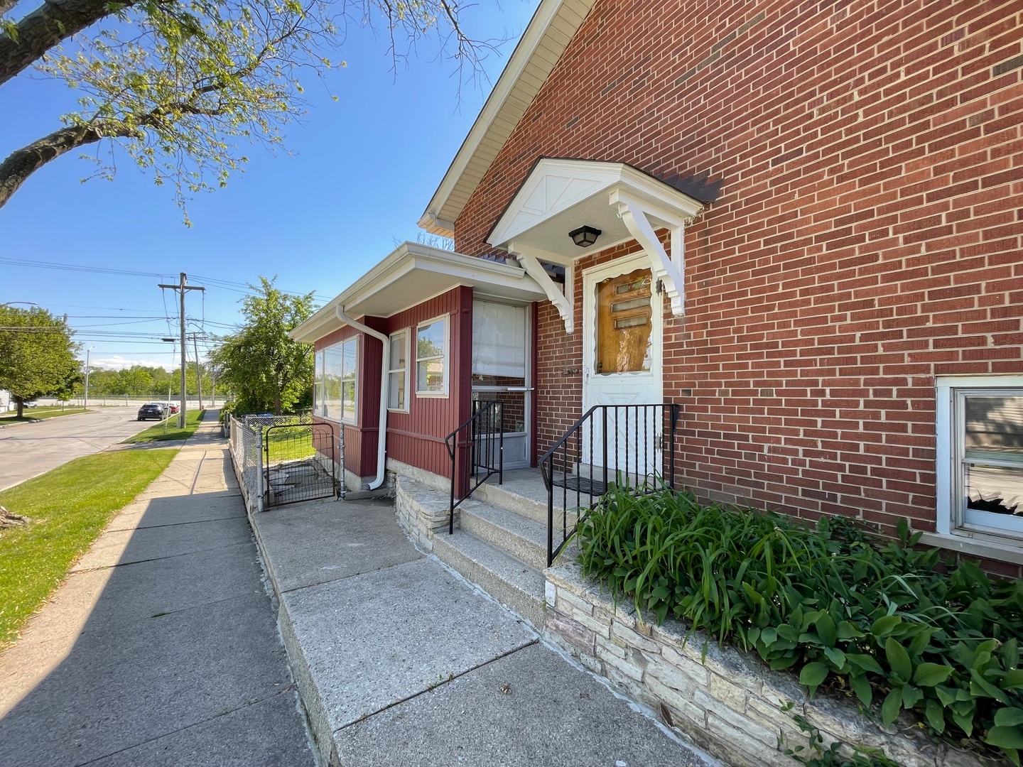 2139 Grove Street, Blue Island, IL 60406