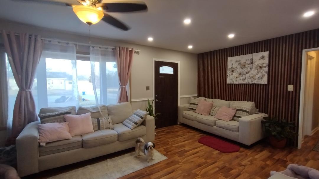 432 Rose Street, Bensenville, IL 60106