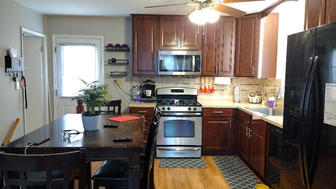 432 Rose Street, Bensenville, IL 60106