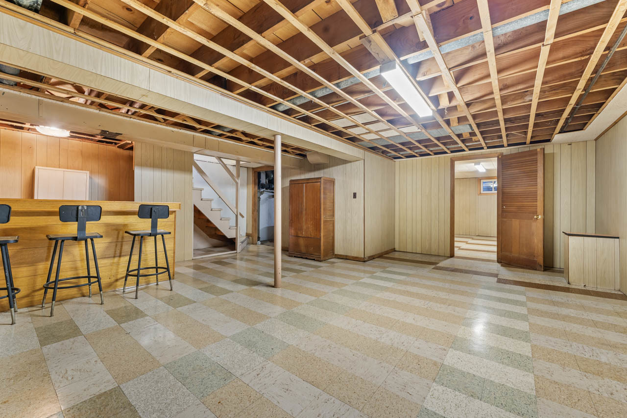 1724 Illinois Street, Des Plaines, IL 60018