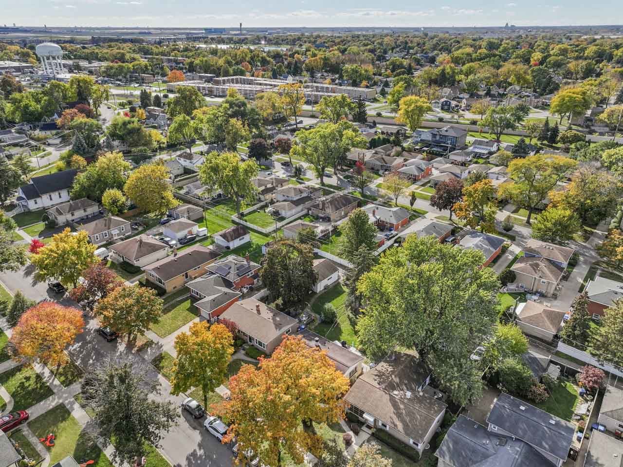 1724 Illinois Street, Des Plaines, IL 60018