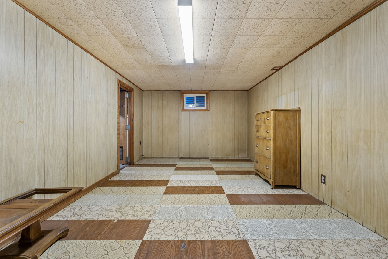 1724 Illinois Street, Des Plaines, IL 60018