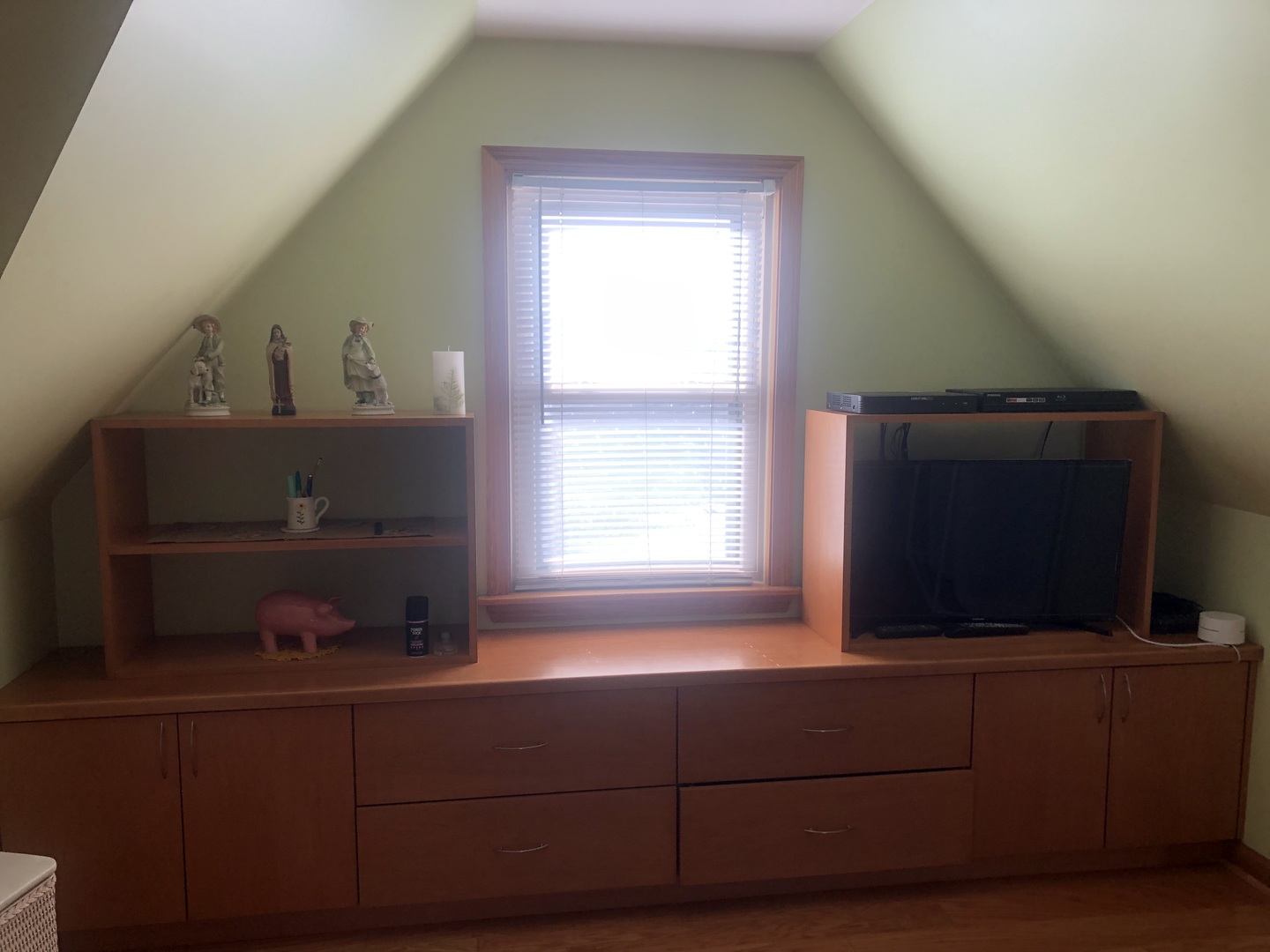 6546 S Keating Avenue, Chicago, IL 60629