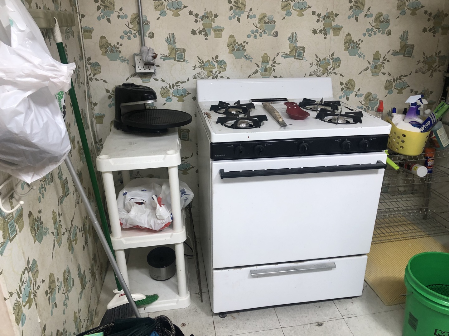 6546 S Keating Avenue, Chicago, IL 60629