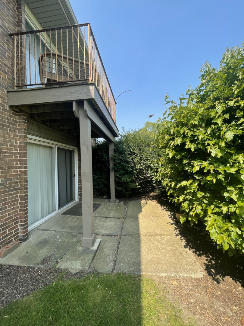 2301 BEAU MONDE Boulevard #106, Lisle, IL 60532