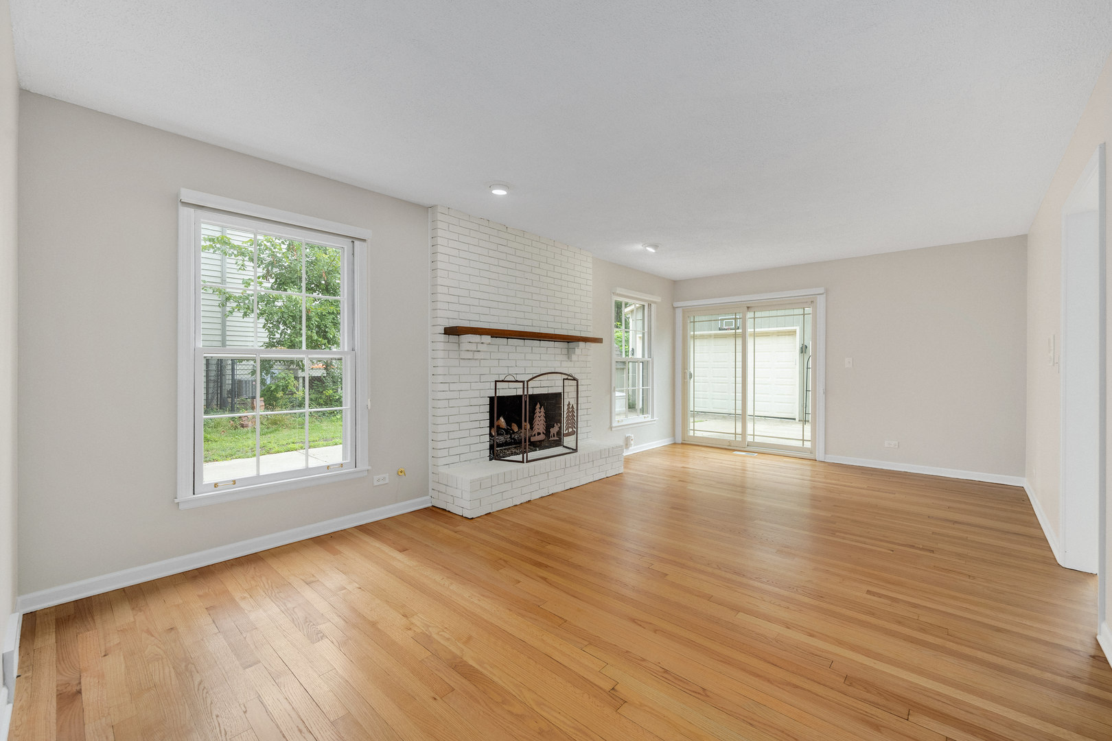 3741 Sterling Road, Downers Grove, IL 60515