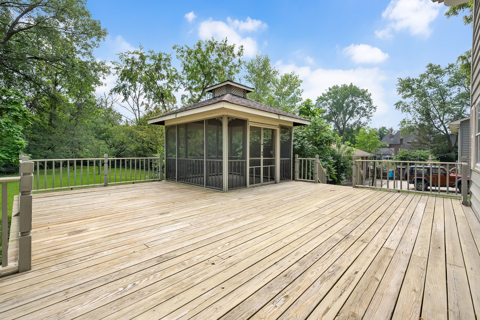 3741 Sterling Road, Downers Grove, IL 60515