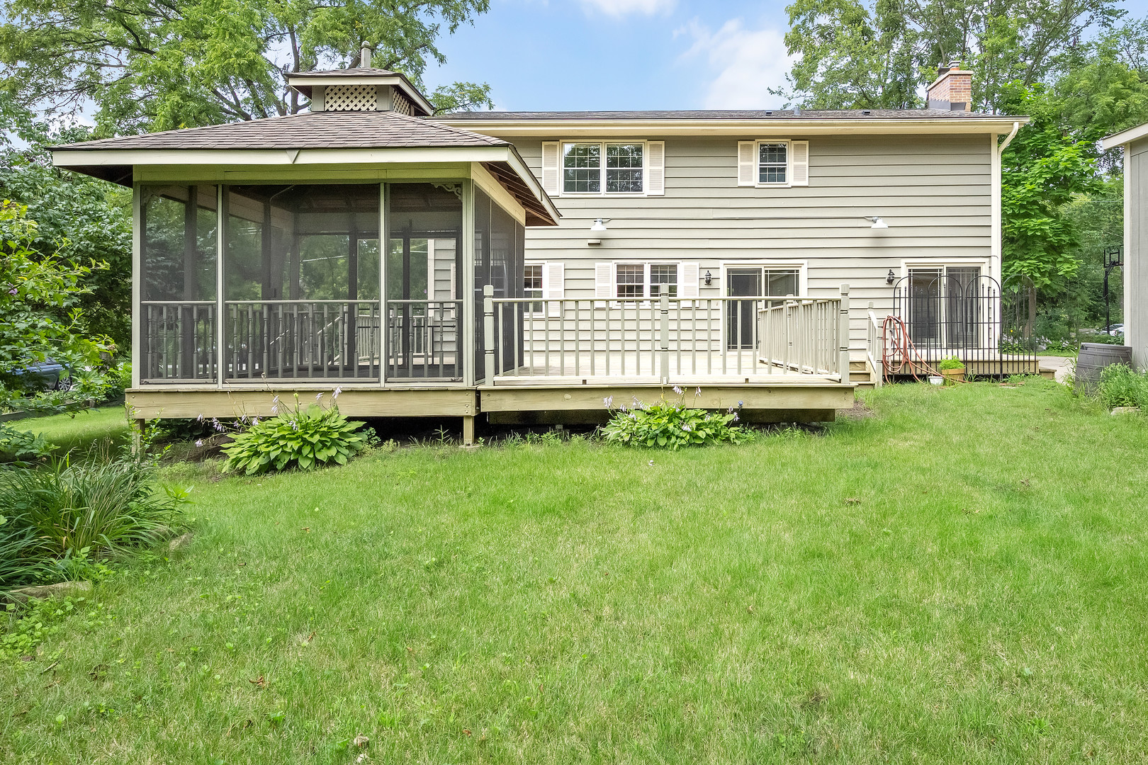 3741 Sterling Road, Downers Grove, IL 60515