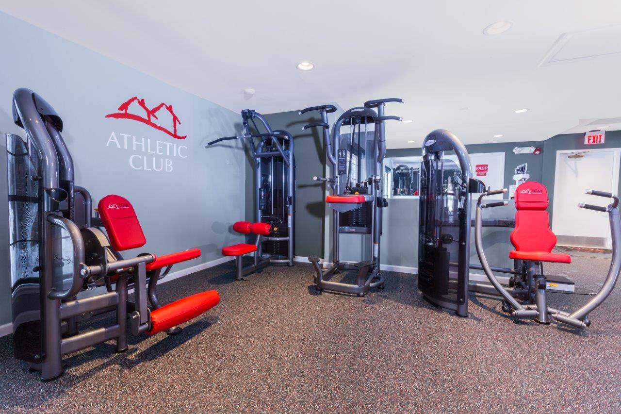 6095 Knollwood Road #123, Willowbrook, IL 60527