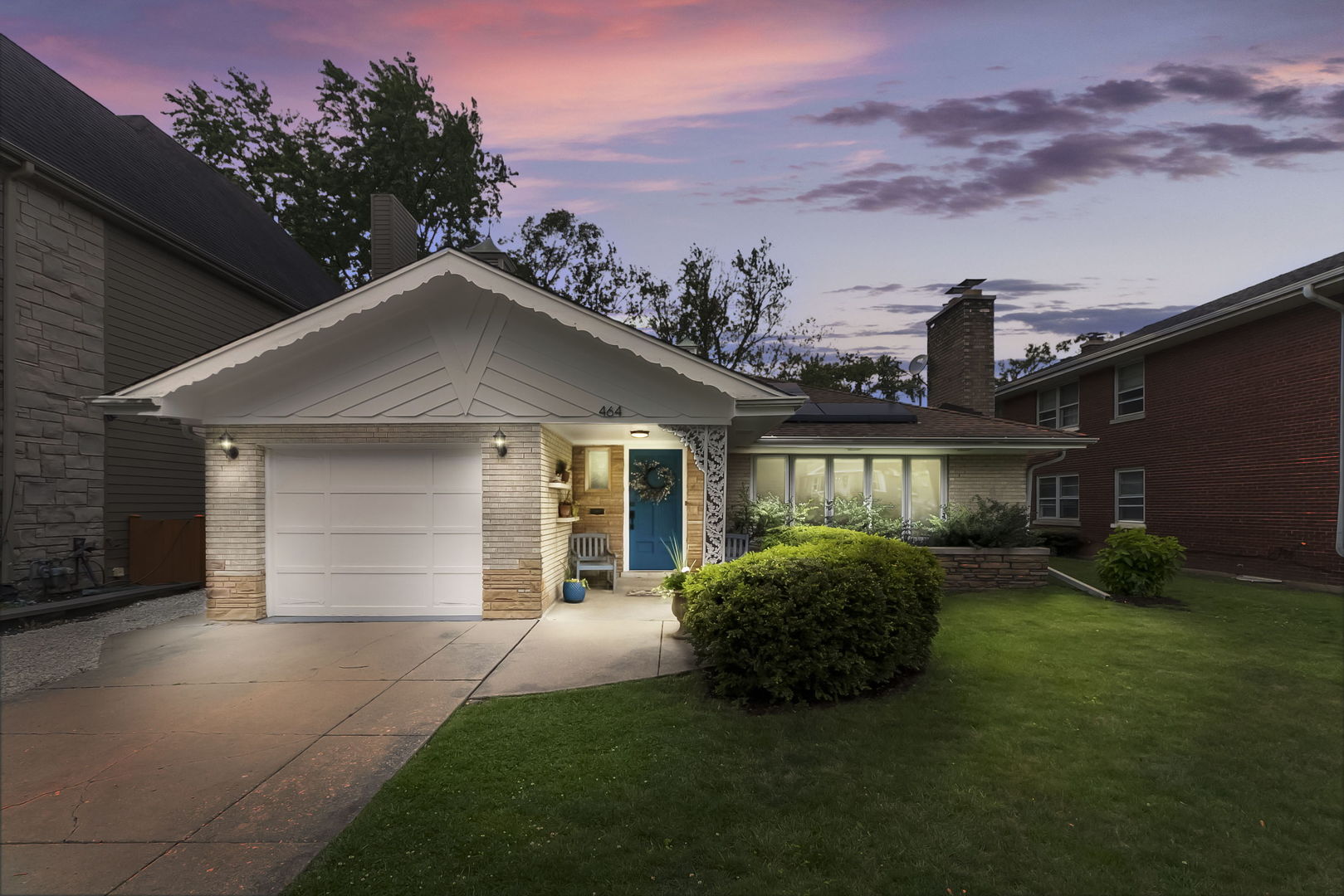 464 Northgate Court, Riverside, IL 60546