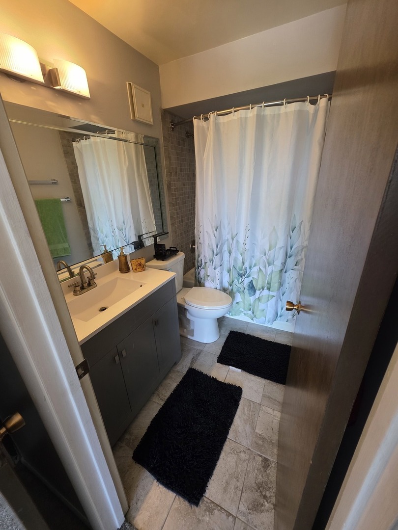 100 Park Avenue #402, Calumet City, IL 60409