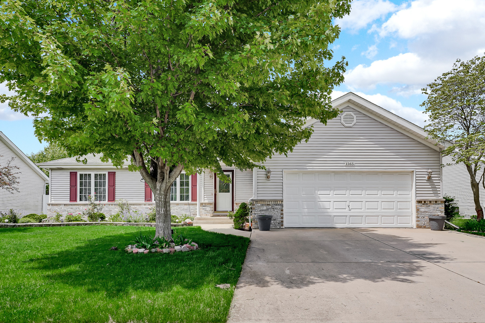 1565 Stefanie Lane, Bourbonnais, IL 60914