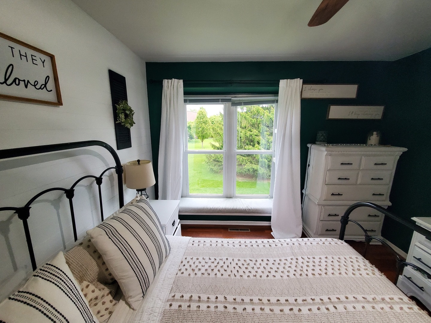 787 Garfield Avenue #B, Libertyville, IL 60048