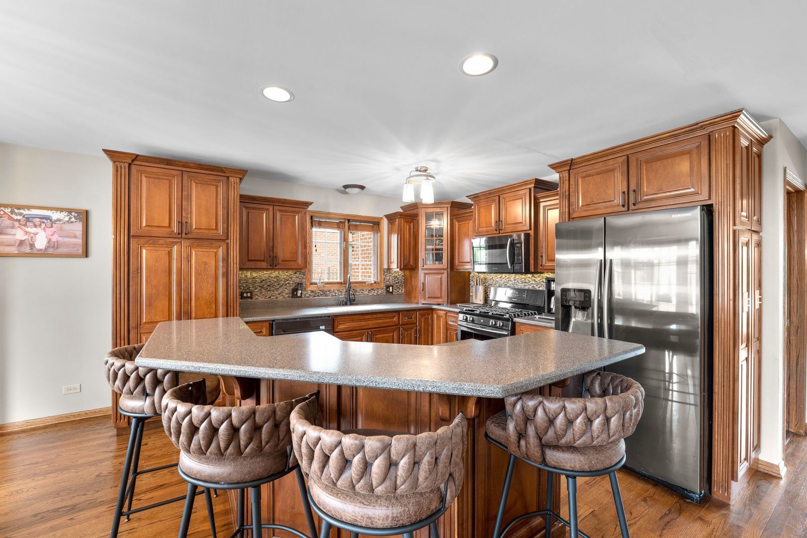 373 W Joliet Highway, New Lenox, IL 60451