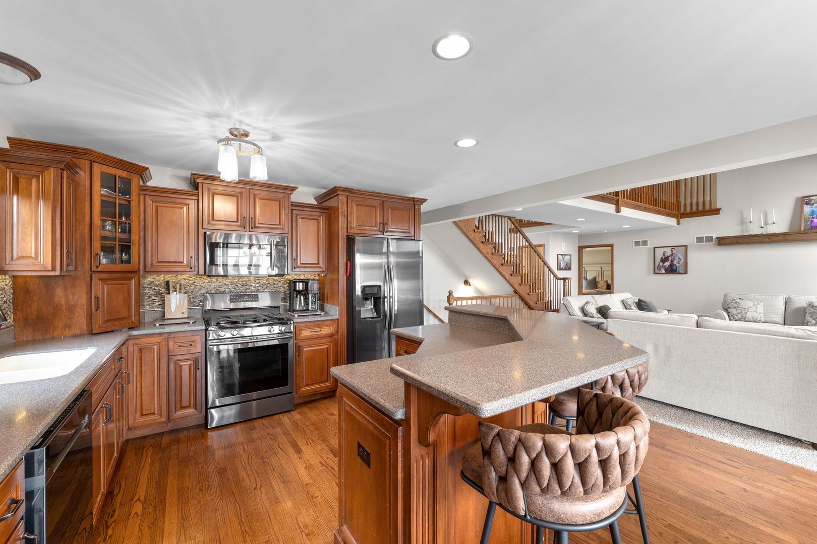 373 W Joliet Highway, New Lenox, IL 60451