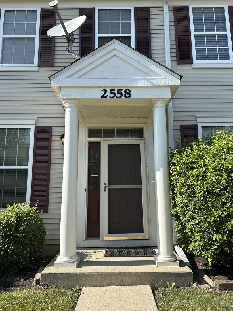2558 Providence Avenue #2558, Aurora, IL 60503