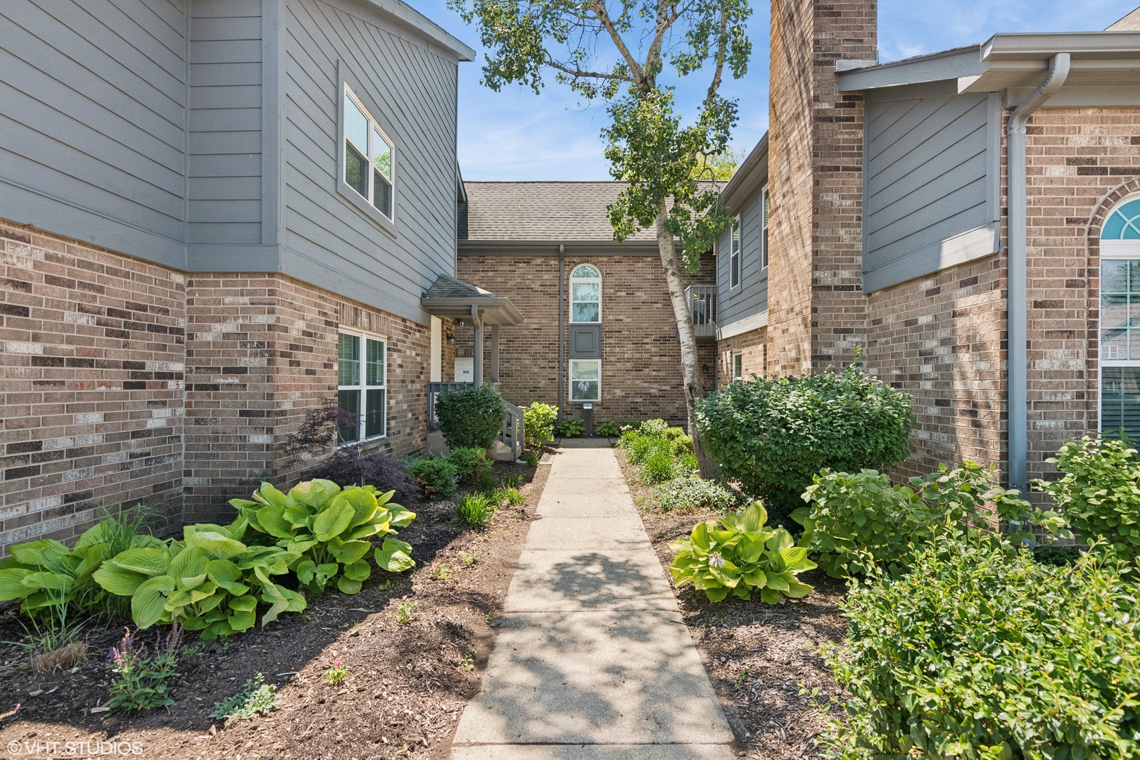 23 Foxcroft Road #235, Naperville, IL 60565
