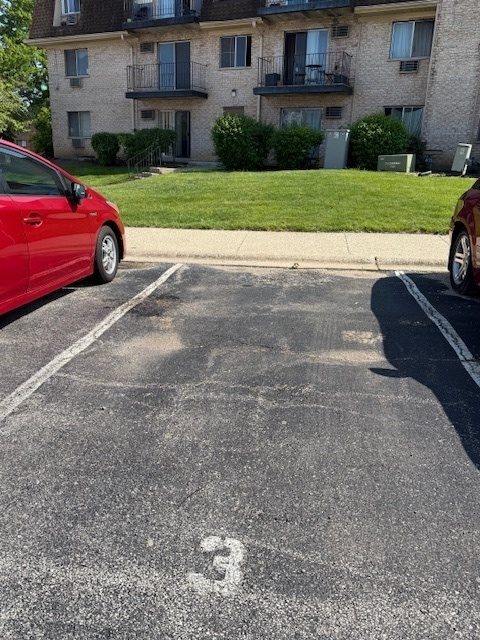 216 Shorewood Drive #2C, Glendale Heights, IL 60139