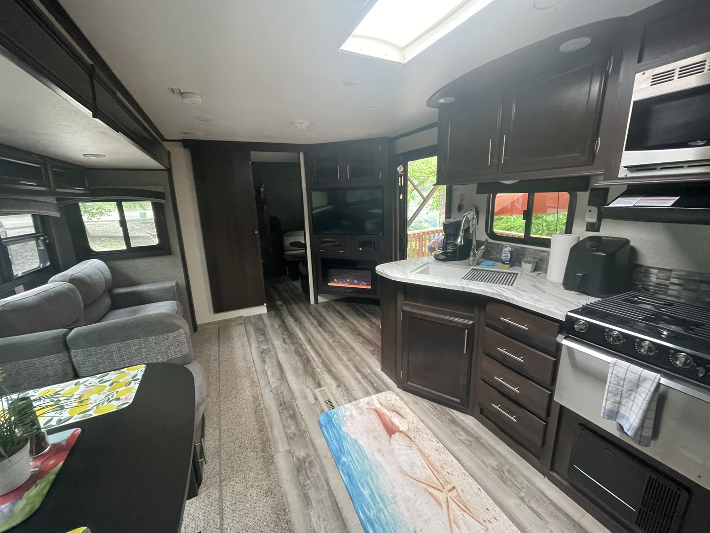 2795 E 28th Street #721, Seneca, IL 61360