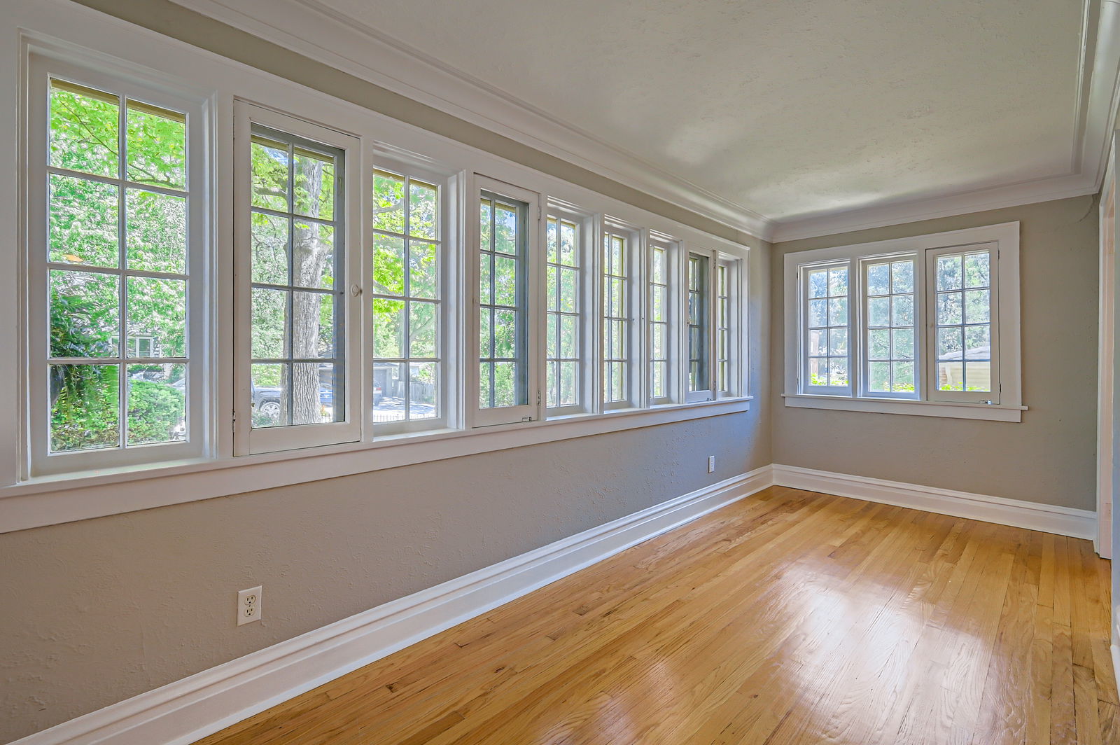 1835 S 4th Place, St. Charles, IL 60174
