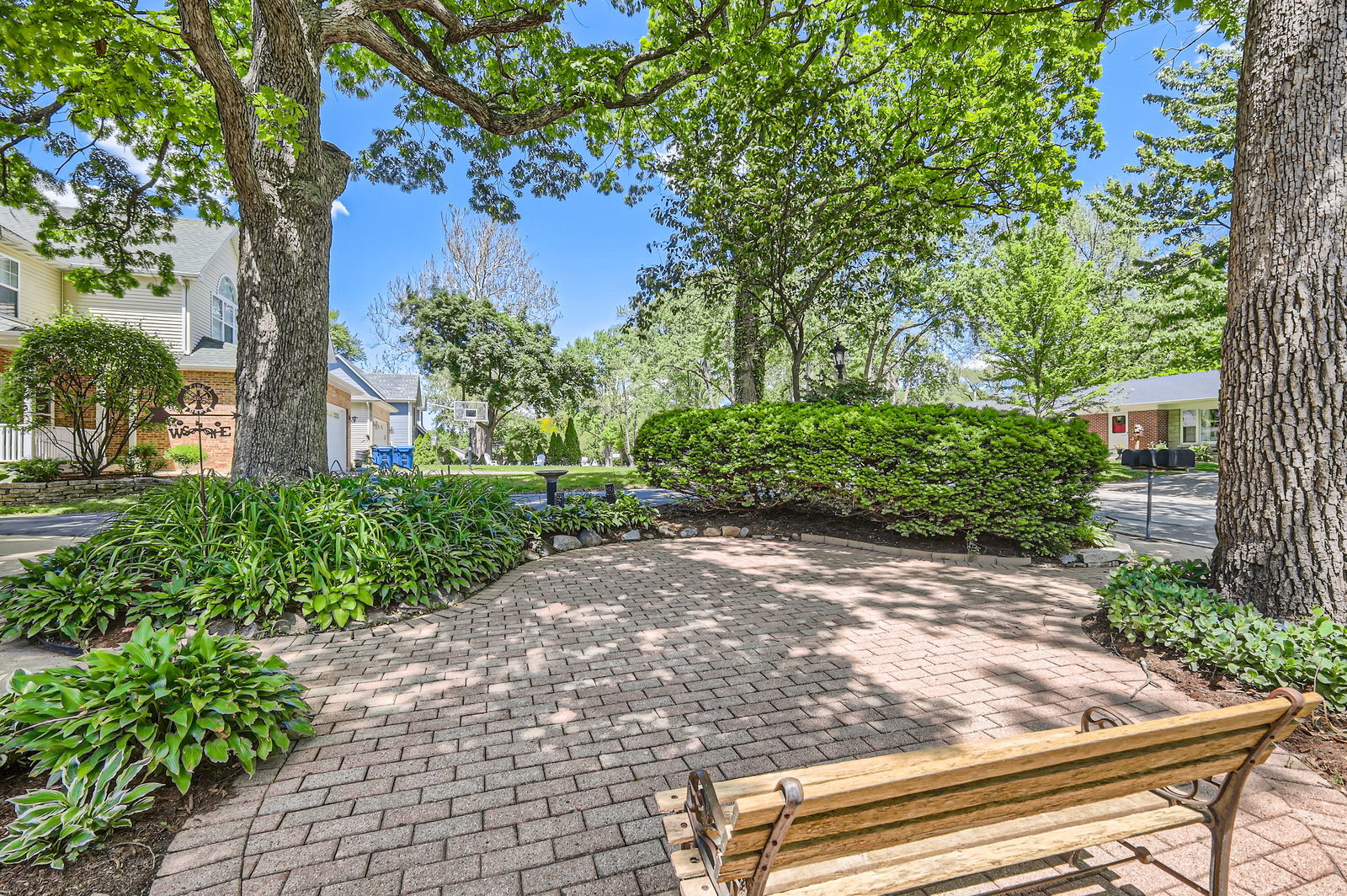 1835 S 4th Place, St. Charles, IL 60174