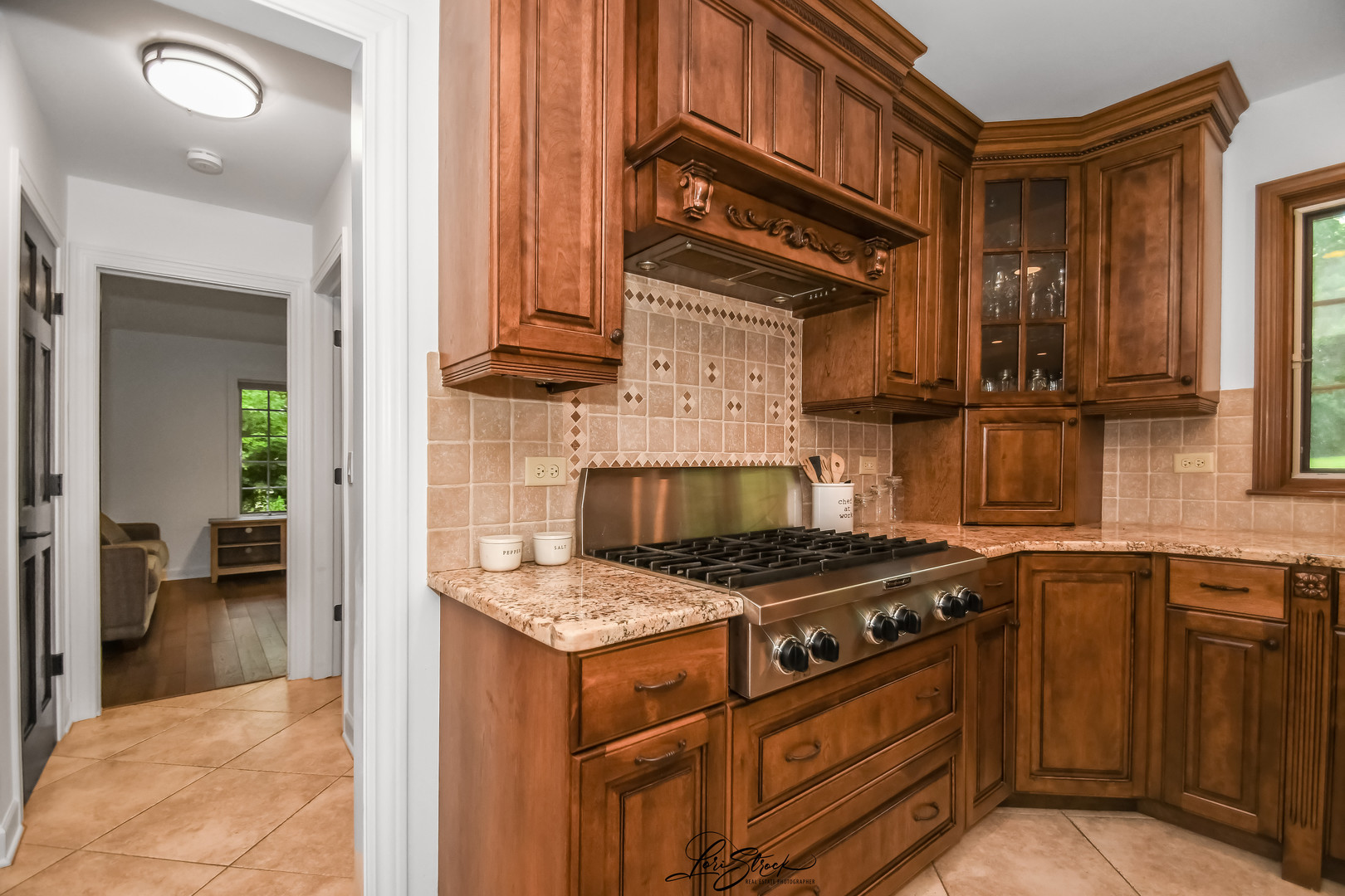 40W272 Waterford Lane, St. Charles, IL 60175