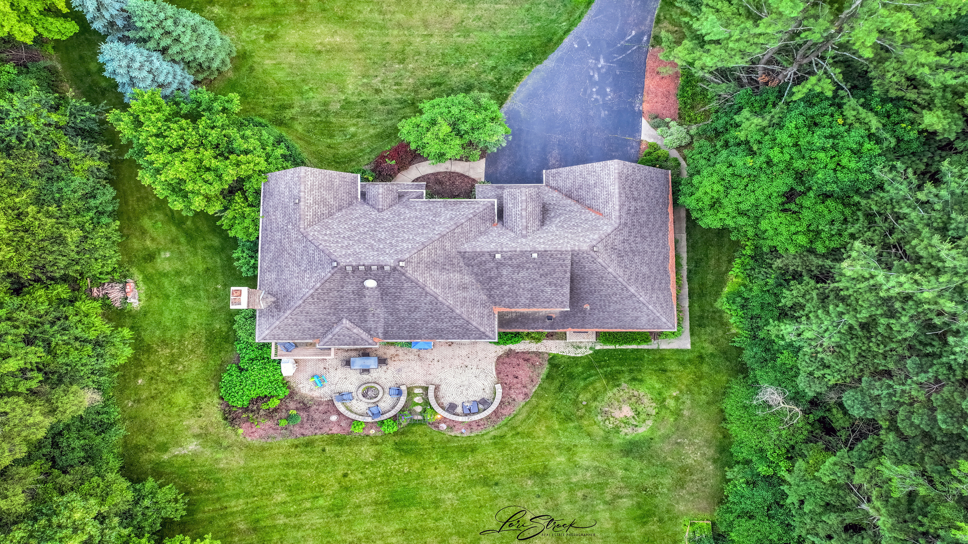 40W272 Waterford Lane, St. Charles, IL 60175