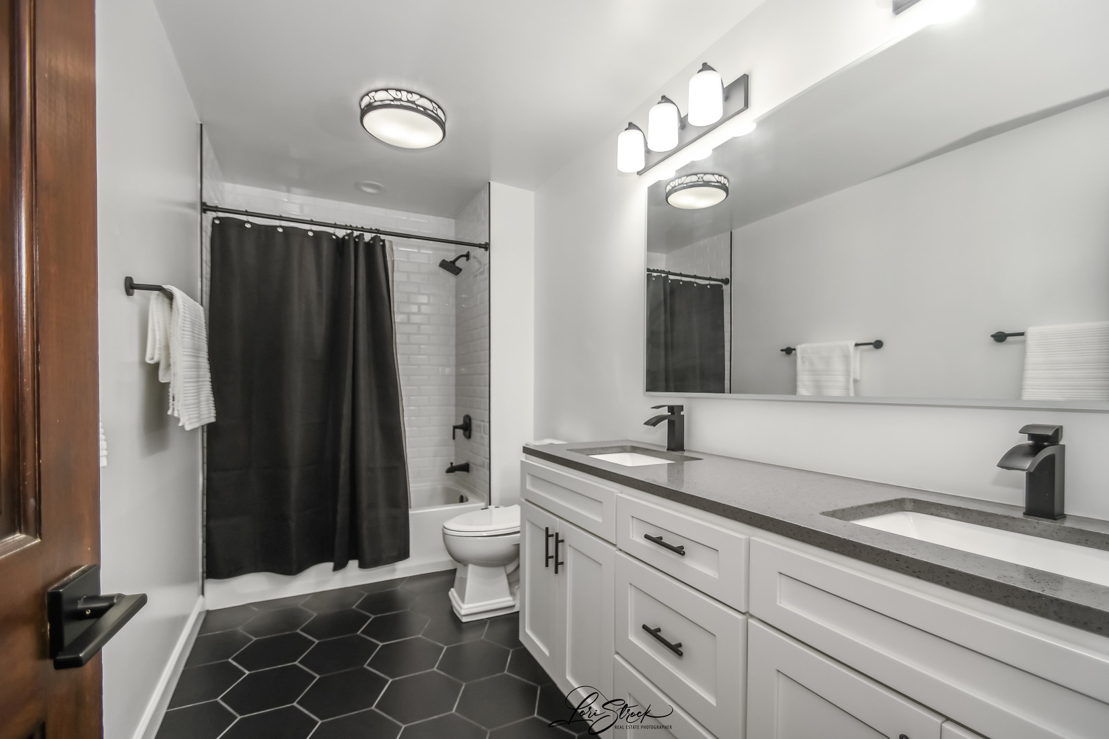 40W272 Waterford Lane, St. Charles, IL 60175