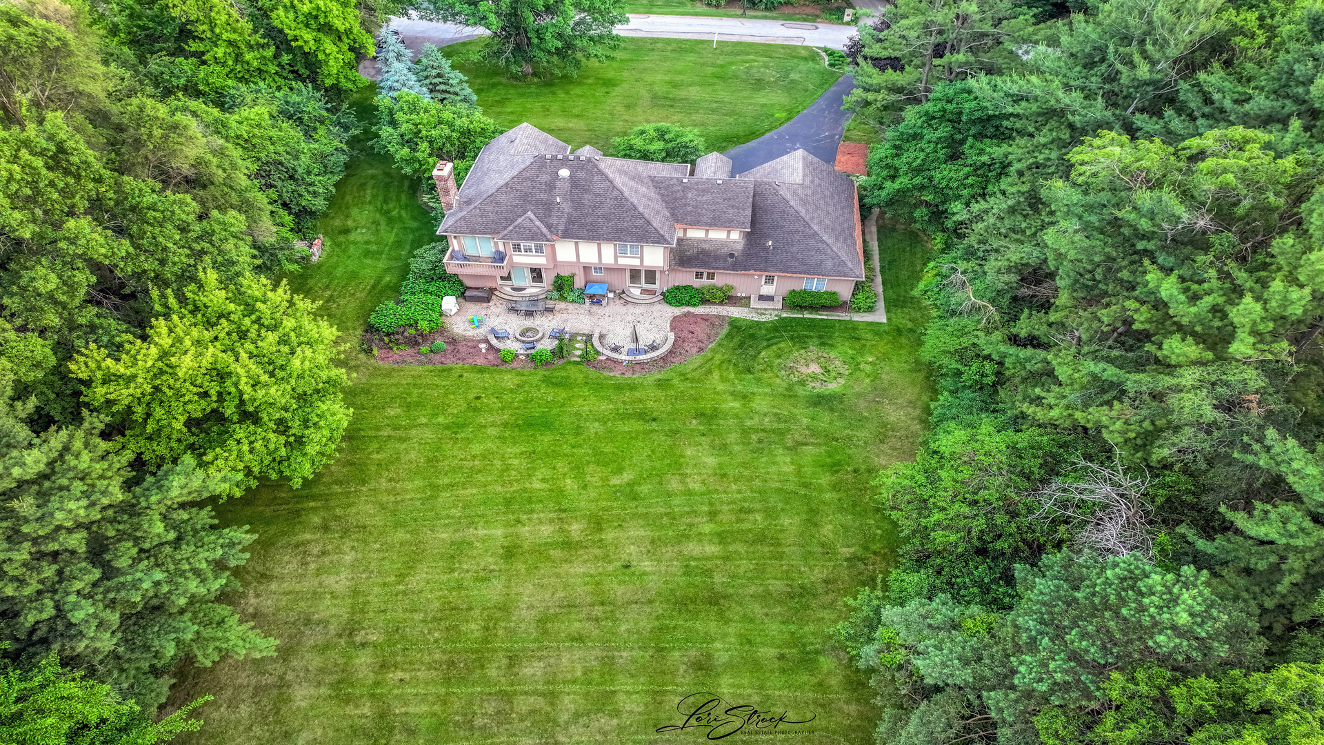 40W272 Waterford Lane, St. Charles, IL 60175